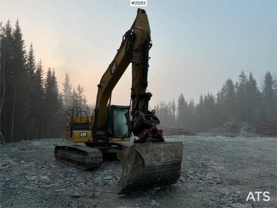 CAT 323-07 w/rotor tilt, cleaning drawer and tooth buc 36 2018 2 Crawler Excavators image 2