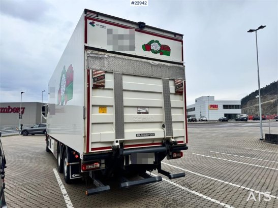 Volvo FH420 6x2 box truck with fridge/freezer unit – Bus 590 2021 2 image 22