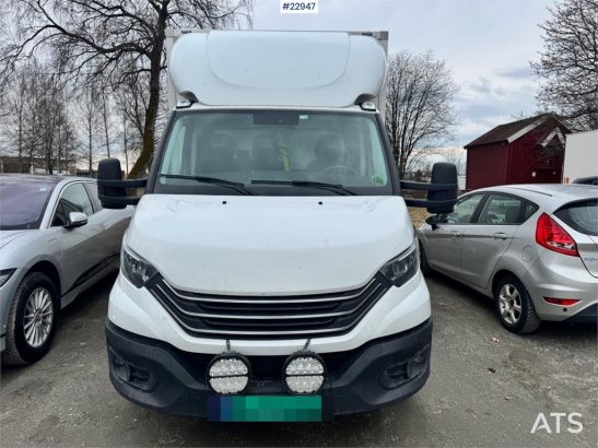 Iveco 35S16 box truck – 8 pallets – 111,000 km! 35S16 box truck – 8 pallets – 111,000 km! 2024 2 Small Vans image 7