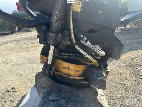 CAT M313 D M313 D 2012 2 Wheeled Excavators image 22