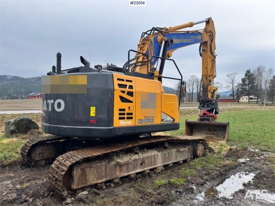 Kato HD823 Kato HD823 2019 2 Crawler Excavators image 7