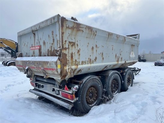 Maur Triple-Axle Trailer Maur Triple-Axle Trailer 2012 2 image 97