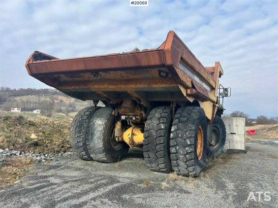 Euclid R60 Dump Truck Rep. object Euclid R60 Dump Truck Rep. object 1998 2 Dump Truck image 37