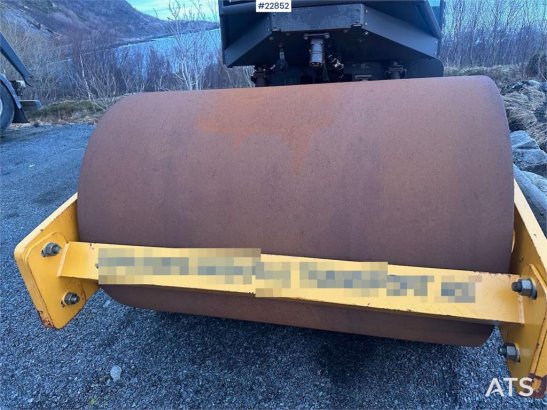 Volvo SD77DX roller w/ low hours! SD77DX roller w/ low hours! 2011 2 image 22