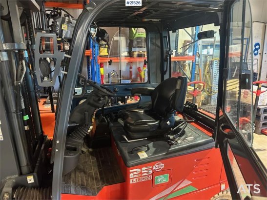 Heli CPD25 electric counterbalanced forklift. 4.7 meter Heli CPD25 electric counterbalanced forklift. 4.7 meter 2021 2 For...