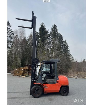 Toyota 42-7FD45 forklift – 9355 hours – 5.5 meter lifting 42-7FD45 forklift – 9355 hours – 5.5 meter lifting 2008 2 Forkli...