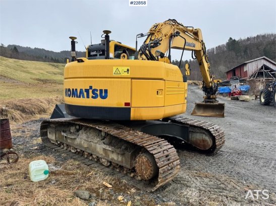 Komatsu PC228USLC-8 crawler excavator w/ rototilt w/ grab PC228USLC-8 crawler excavator w/ rototilt w/ grab 2011 2 Crawler...