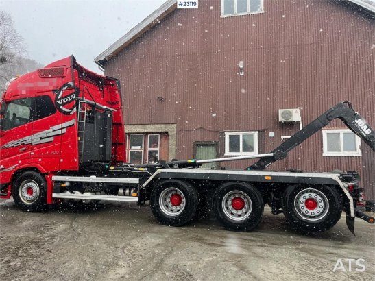 Volvo FH700 Tridem hooklift truck – crane hydraulics – 3 590 2025 2 image 7
