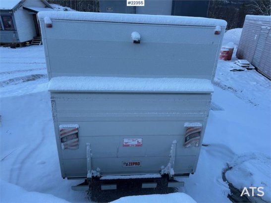 Iveco Daily box truck w/ lift and 2 sets of tires – Will Daily box truck w/ lift and 2 sets of tires – Will 2017 2 image 112