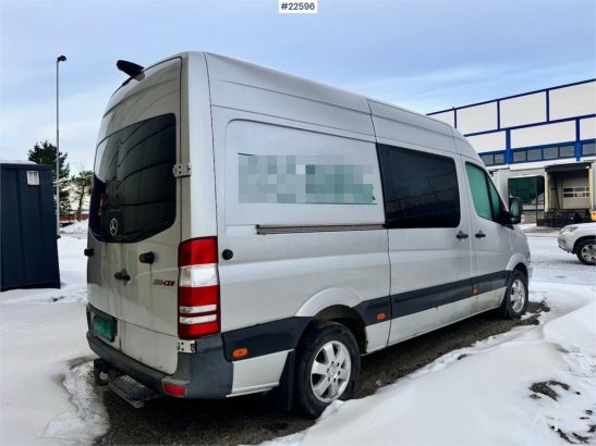 Mercedes-Benz Sprinter 319 with interior and 2 sets of tires Sprinter 319 with interior and 2 sets of tires 2009 2 Small V...