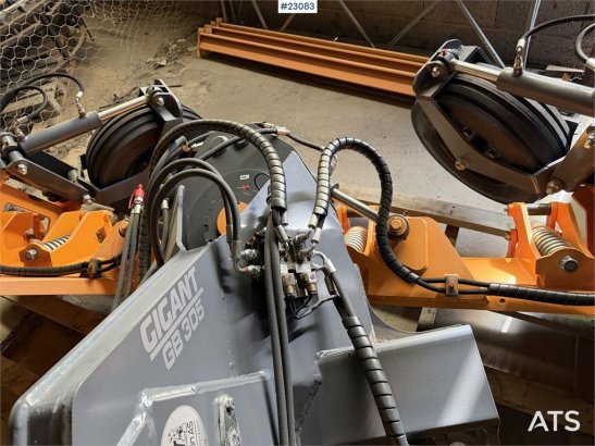 Gigant GB305 bakskjær - kraftig hydraulisk veghøvel/plane Gigant GB305 bakskjær - kraftig hydraulisk veghøvel/plane 2018 2...