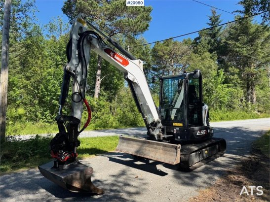 Bobcat E55Z Mini Excavator w/ Rototilt and 2 buckets. 260 E55Z Mini Excavator w/ Rototilt and 2 buckets. 260 2022 2 Crawle...