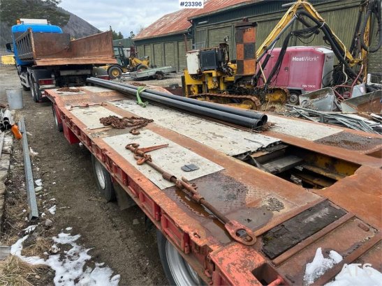 Goldhofer 3 axle machine trailer. Goldhofer 3 axle machine trailer. 1989 2 Lowloader trailers image 21