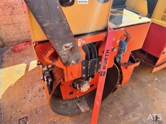 Dynapac CC1100 roller. 533 2011 2 image 22
