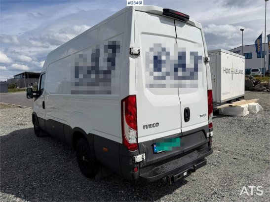 Iveco 35S16 4x2 4-pallet van with 1 sliding door 35S16 4x2 4-pallet van with 1 sliding door 2020 2 Small Vans image 7