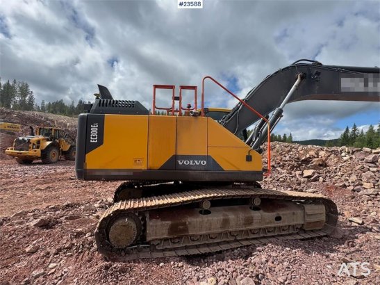 Volvo EC300 Excavator – Engcon Tiltrotator, 2 Buckets an EC300 Excavator – Engcon Tiltrotator, 2 Buckets an 2018 2 Crawler...
