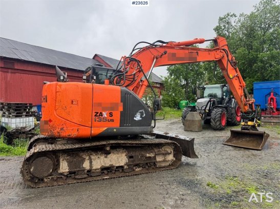 Hitachi ZX135US-5B Excavator w/ Rototilt – 2 Buckets – Eas 10227 2013 2 Crawler Excavators image 7