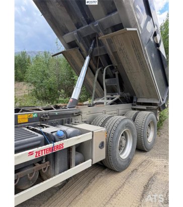 Volvo FH16-600 6x4 tipper truck. – Recently replaced clu 590 2013 2 Tipper trucks image 33