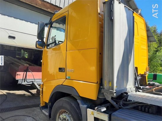 Volvo Fh540 8x4 plow rigged hook truck w/ 22T hook, two 3294 2012 2 image 7