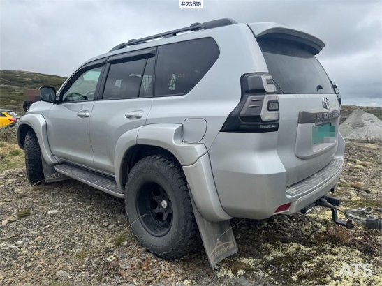 Toyota Land Cruiser Land Cruiser 2022 2 Small Vans image 7