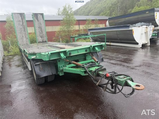 Istrail 3 akslet machine trailer with hydraulic ramps Istrail 3 akslet machine trailer with hydraulic ramps 2010 2 Lowload...