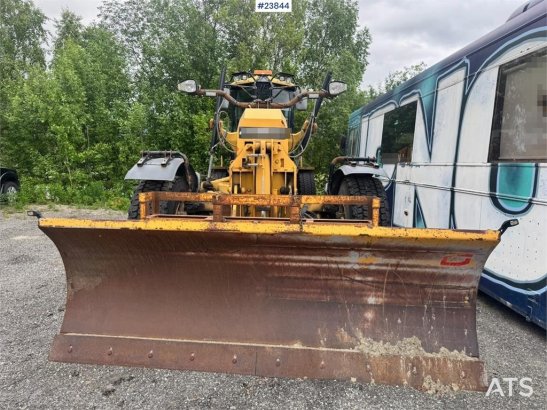 CAT 140M 483 2007 2 Motor graders image 7