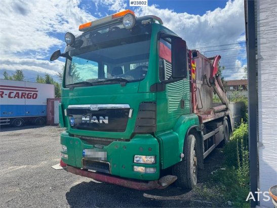 MAN TGS 18.360 4x2 hooklift truck with 2 containers WA TGS 18.360 4x2 hooklift truck with 2 containers WA 2013 2 image 22