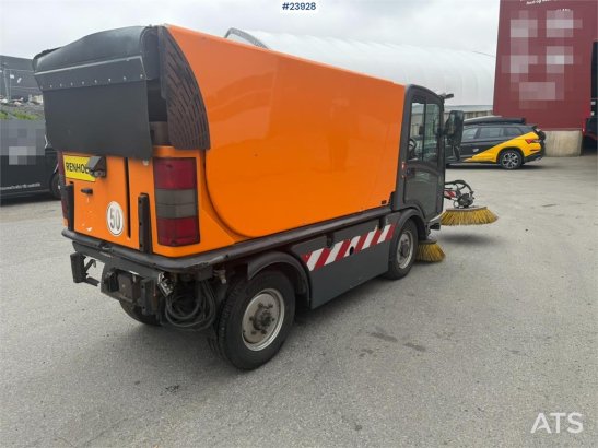 Boschung s3 street sweeper Boschung s3 street sweeper 2019 2 image 7