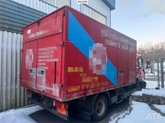 MAN LE 9.220 Box Truck – Low Mileage LE 9.220 Box Truck – Low Mileage 2003 2 image 7