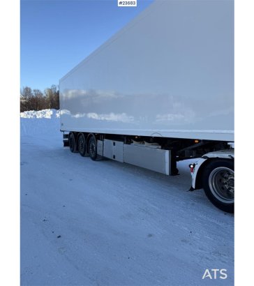 Ekeri T3-K 3 axle closed semi trailer w/ full side openi Ekeri T3-K 3 axle closed semi trailer w/ full side openi 2014 2 i...
