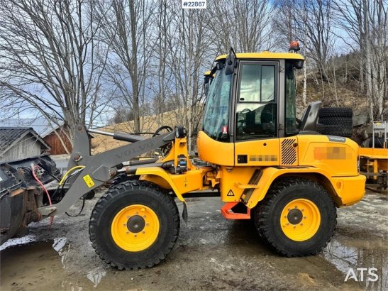 Volvo L30G Wheel Loader w/Bucket – 1410 hours! WATCH VID L30G Wheel Loader w/Bucket – 1410 hours! WATCH VID 2020 2 Wheel L...