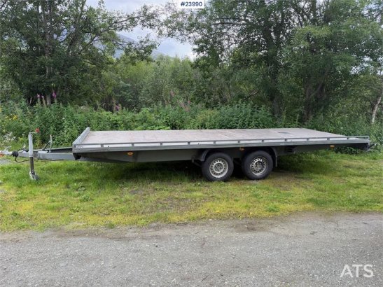 NIEWIADOW ATLAS trailer w/ drive bridges, stakes and coil st NIEWIADOW trailer w/ drive bridges, stakes and coil st 2017 2...