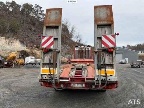 Volvo FH16 540 truck m/ 2006 Damm machine trailer 590 2008 2 Tractor Units image 22