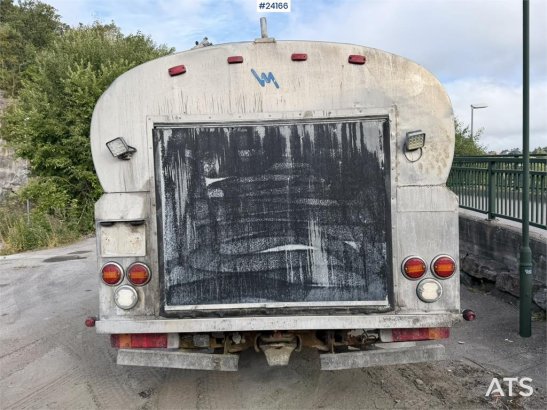 Scania R580 tanker truck repair object with a 3-compartme R580 tanker truck repair object with a 3-compartme 2005 2 image 7
