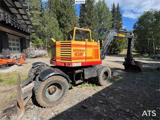 Åkerman H3M Wheeled Excavator – Tiltrotator and Bucket H3M Wheeled Excavator – Tiltrotator and Bucket 1994 2 Wheeled Excav...