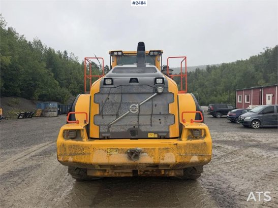Volvo L220H wheel loader w/ lever control, bucket and sc L220H wheel loader w/ lever control, bucket and sc 2023 2 Wheel L...