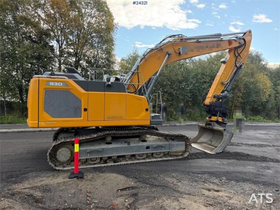 Liebherr R930 LC excavator w/ 2 buckets and GPS. WATCH VIDE R930 LC excavator w/ 2 buckets and GPS. WATCH VIDE 2022 2 Craw...