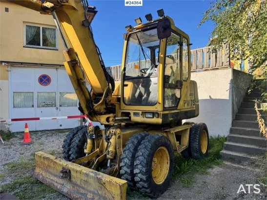 Komatsu PW75 Wheeled Excavator w/ Tilting Grading Bucket – 915 1998 2 Wheeled Excavators image 7