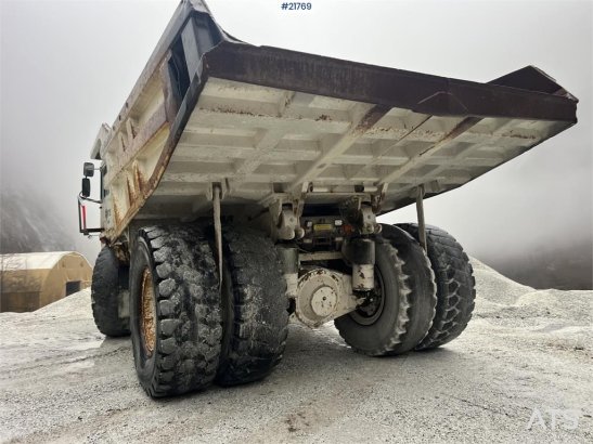 Perlini DP705 Dump Truck Perlini DP705 Dump Truck 2004 2 Dump Truck image 82