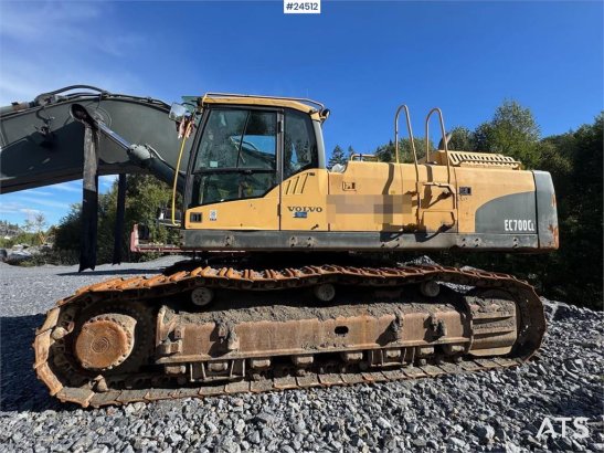 Volvo EC700C Tracked Excavator – Digging Bucket and Soos EC700C Tracked Excavator – Digging Bucket and Soos 2012 2 Crawler...