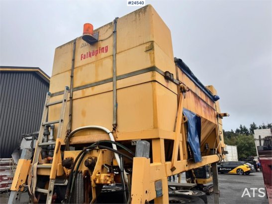 Falköping CLC-427 salt spreader – needs repair Falköping CLC-427 salt spreader – needs repair 2011 2 image 7