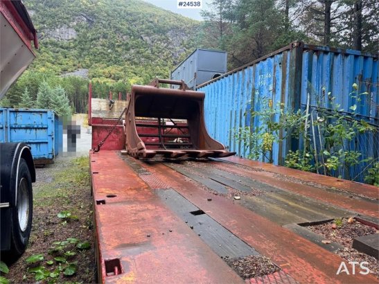 Vang Machine Semi-Trailer with Hydraulic Ramps and Exte VANG Machine Semi-Trailer with Hydraulic Ramps and Exte 1987 2 ima...