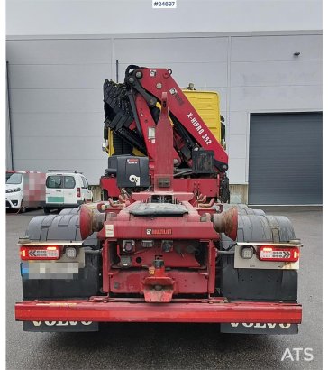 Volvo FH540 8x4 Tridem truck with 35 tm Hiab crane and 2 590 2022 2 Crane trucks image 7