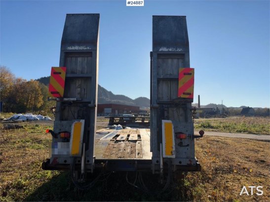 Damm machinery trailer with hydraulic ramps – Delivered Damm machinery trailer with hydraulic ramps – Delivered 2007 2 Low...