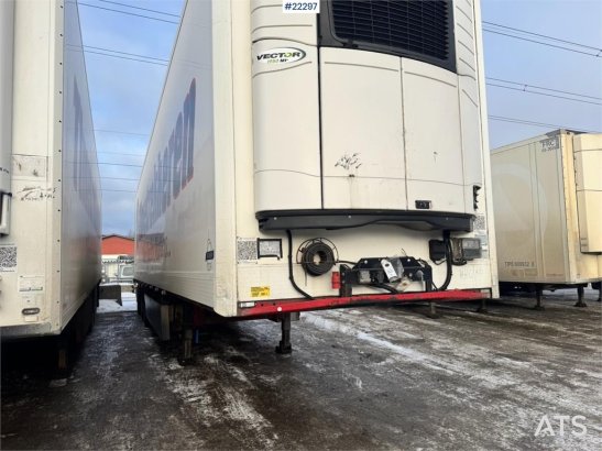 Närko S3 box semi-trailer with refrigeration/freezer uni Närko S3 box semi-trailer with refrigeration/freezer uni 2019 2 R...