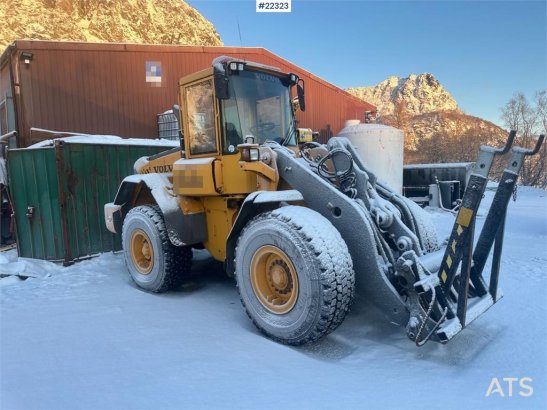 Volvo L90E wheel loader. Recently certified L90E wheel loader. Recently certified 2004 2 Wheel Loaders image 8