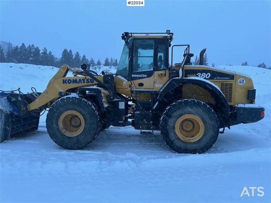 Komatsu WA380-7 wheel loader w/ bucket, scale, summer and 848 2016 2 Wheel Loaders image 8