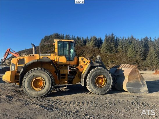 Volvo L220G Wheel Loader w/Bucket – Certified WATCH VIDE L220G Wheel Loader w/Bucket – Certified WATCH VIDE 2011 2 Wheel L...