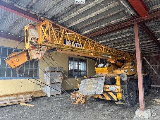 Kato KR-20 Mobile Crane WATCH VIDEO Kato KR-20 Mobile Crane WATCH VIDEO 2 Other cranes image 8