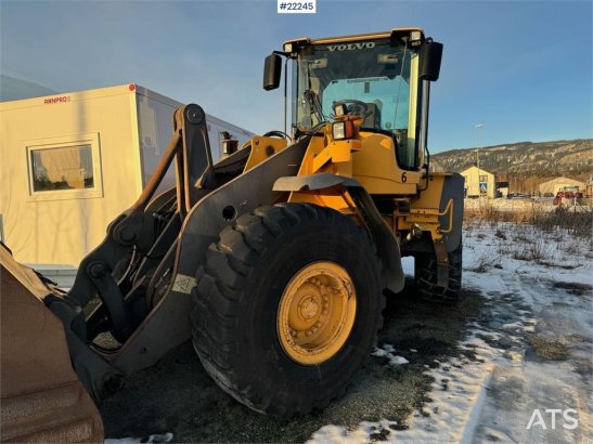 Volvo L110F wheel loader with bucket L110F wheel loader with bucket 2010 2 Wheel Loaders image 23